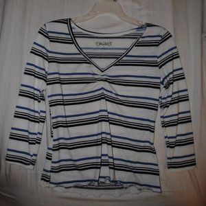 Junior's Quarter-Sleeve Top